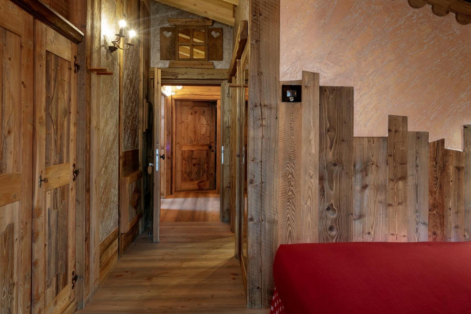 Chalet Matterhorn Francois - Central Ski Chalet With Spa And Breakfast, 100Mt Lift Breuil-Cervinia Extérieur photo